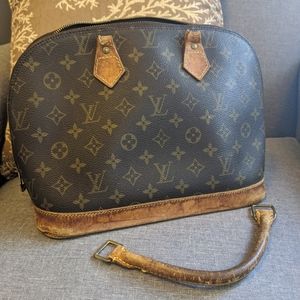 Louis Vuitton Alma